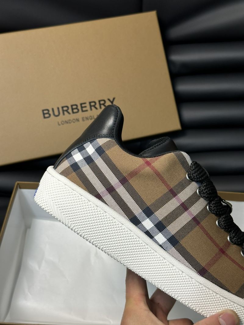 Burberry Low Shoes